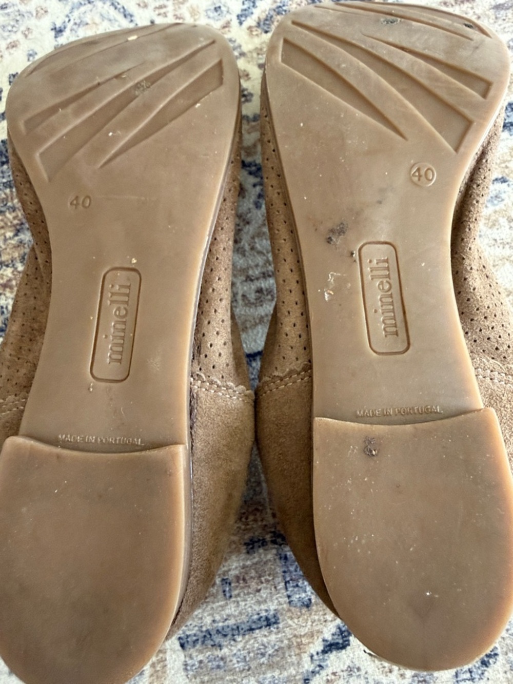 Minelli Taupe Suede Perforated Ballet Flats. EU 40 (US 9/9.5) - Picture 8 of 9